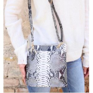 *Brand New* Crossbody Bag Snakeprint